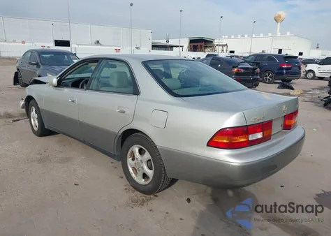 1997 Lexus Es 300 из США, поврежденный, VIN JT8BF22G4V5003568